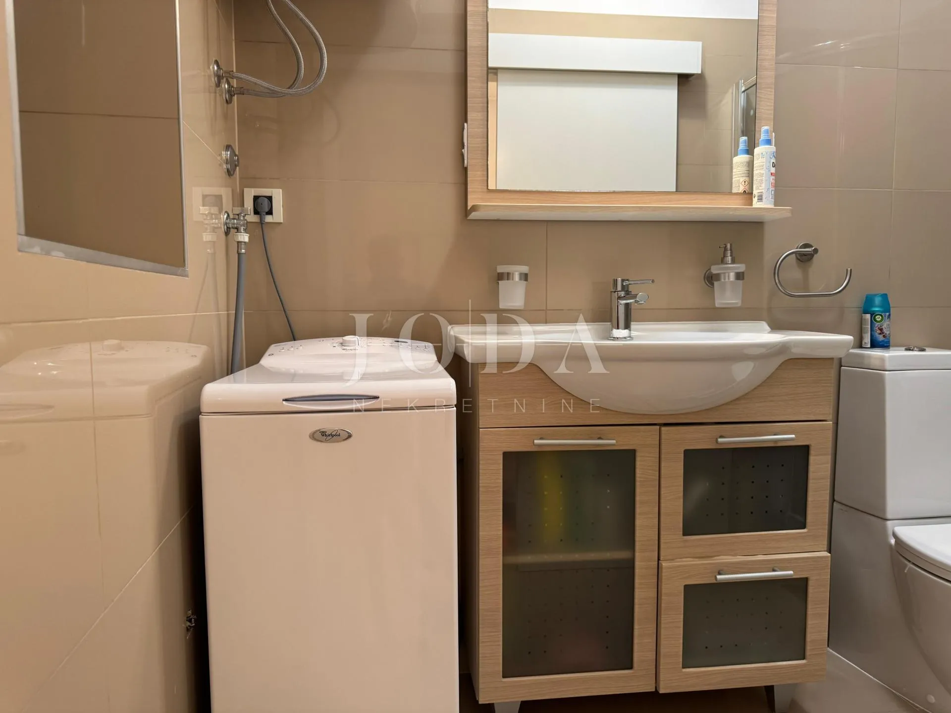 predivan stan 80 m od mora - slika 19