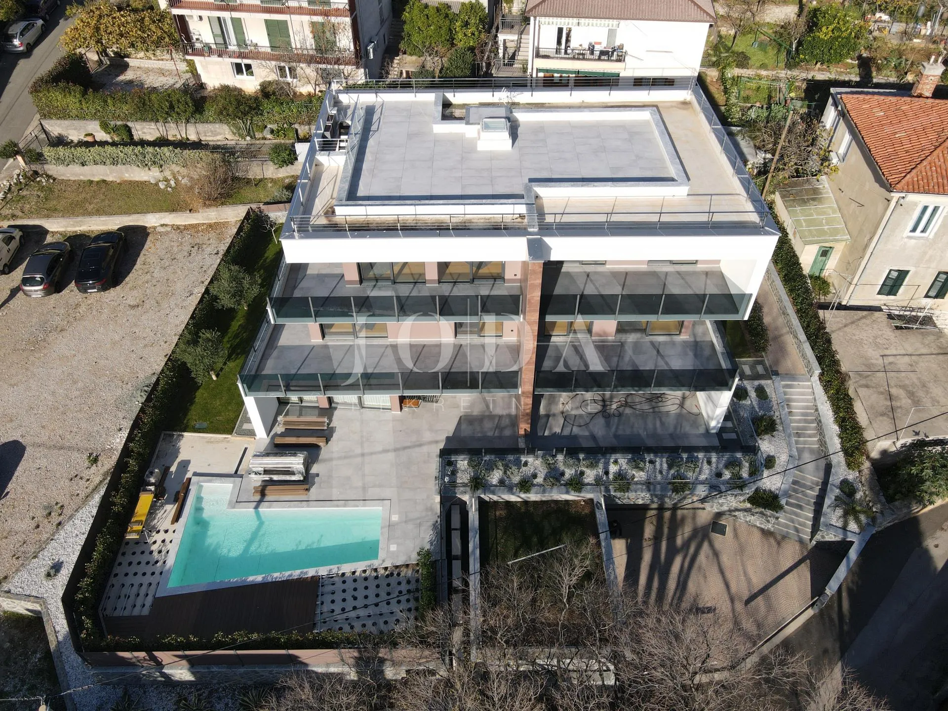 kantrida, luksuzni penthouse s panoramskom terasom i tri garažna mjesta - slika 11