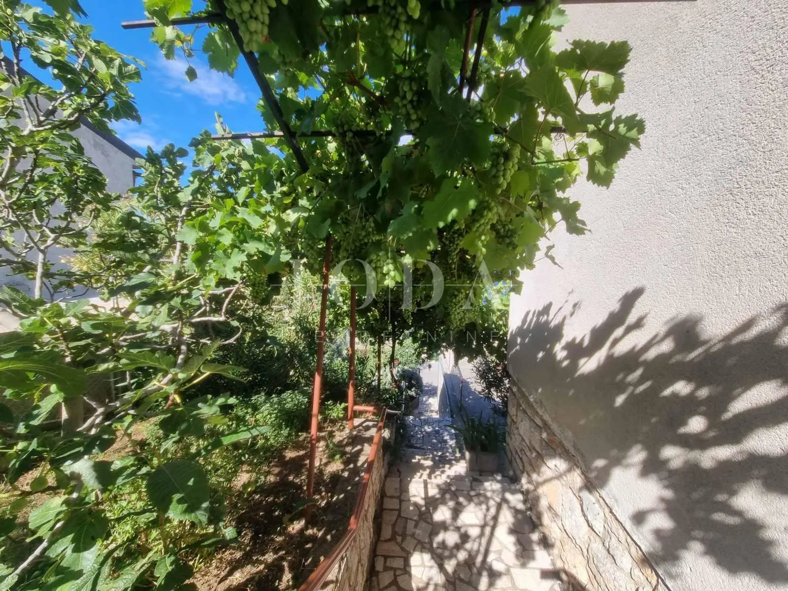 senj, stan na prvom katu, 75 m od mora - slika 22
