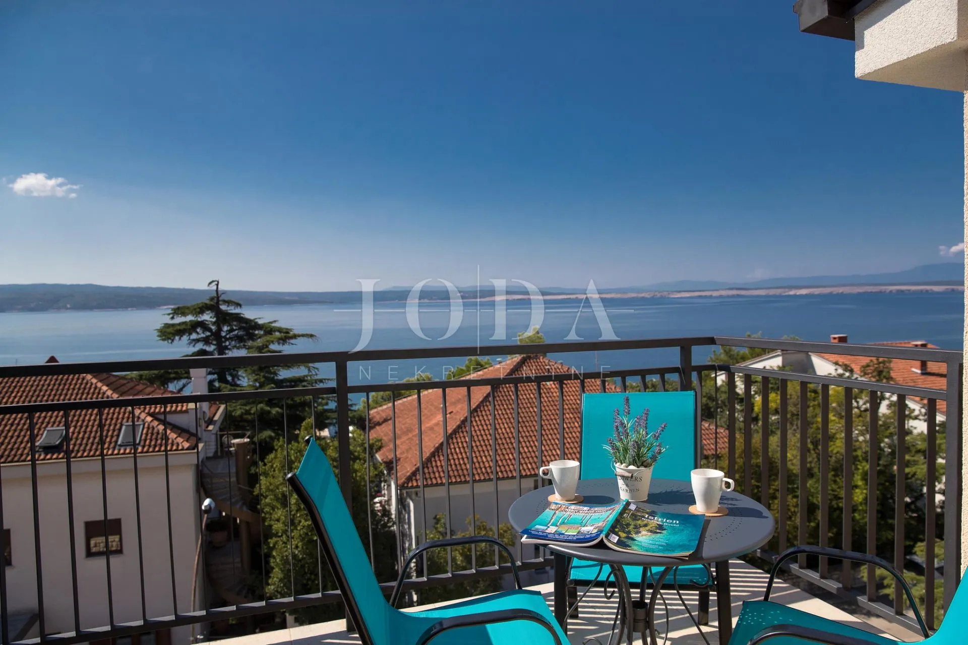 crni mol penthaus dva apartmana - slika 21