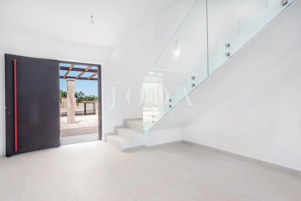 poreč, okolica, luksuzna nova villa - slika 28
