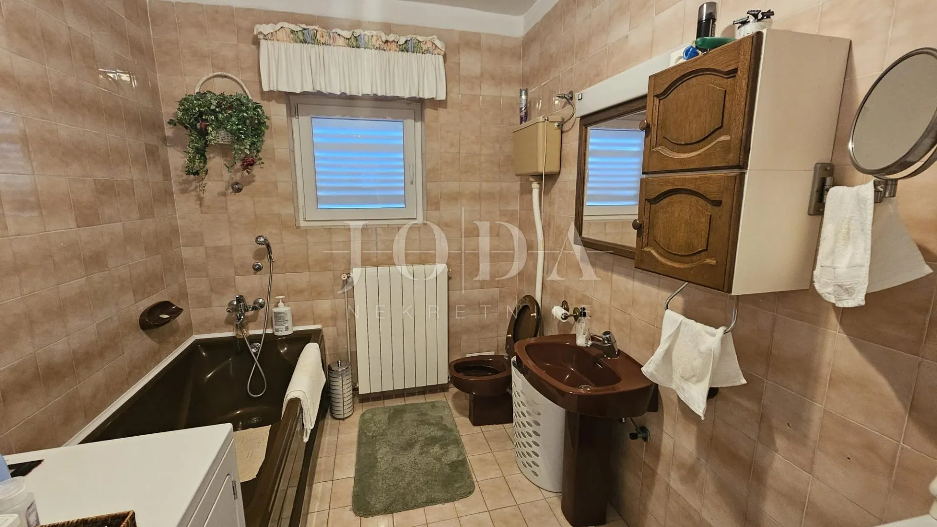vila sa prekrasnim pogledom - slika 23
