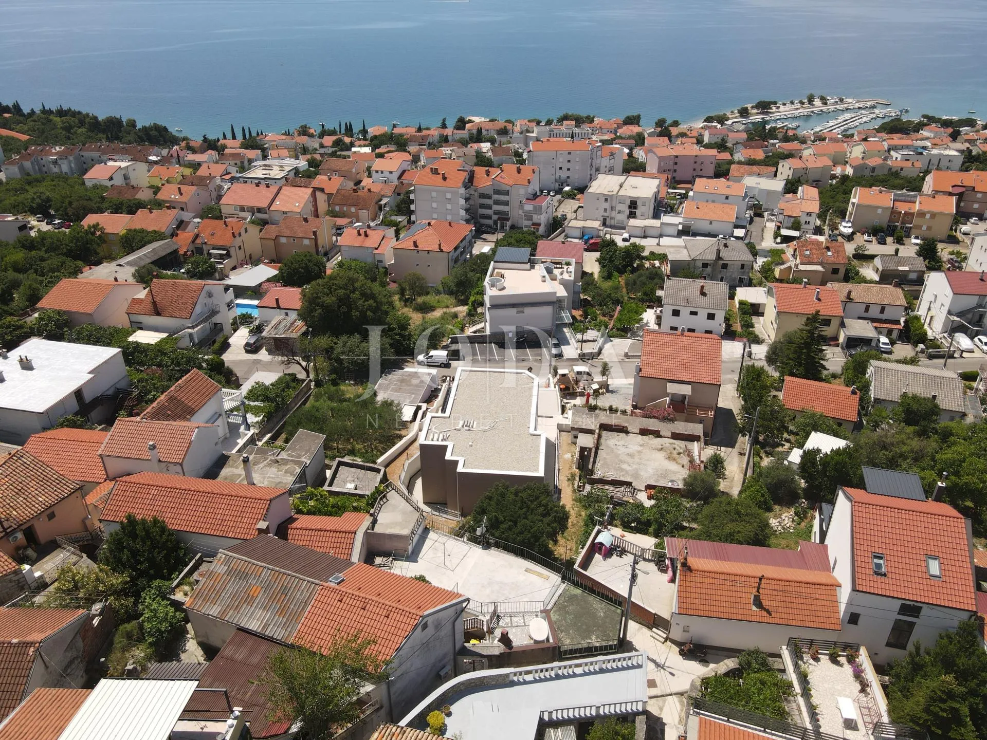 crikvenica stan s bazenom i pogledom na more - slika 14