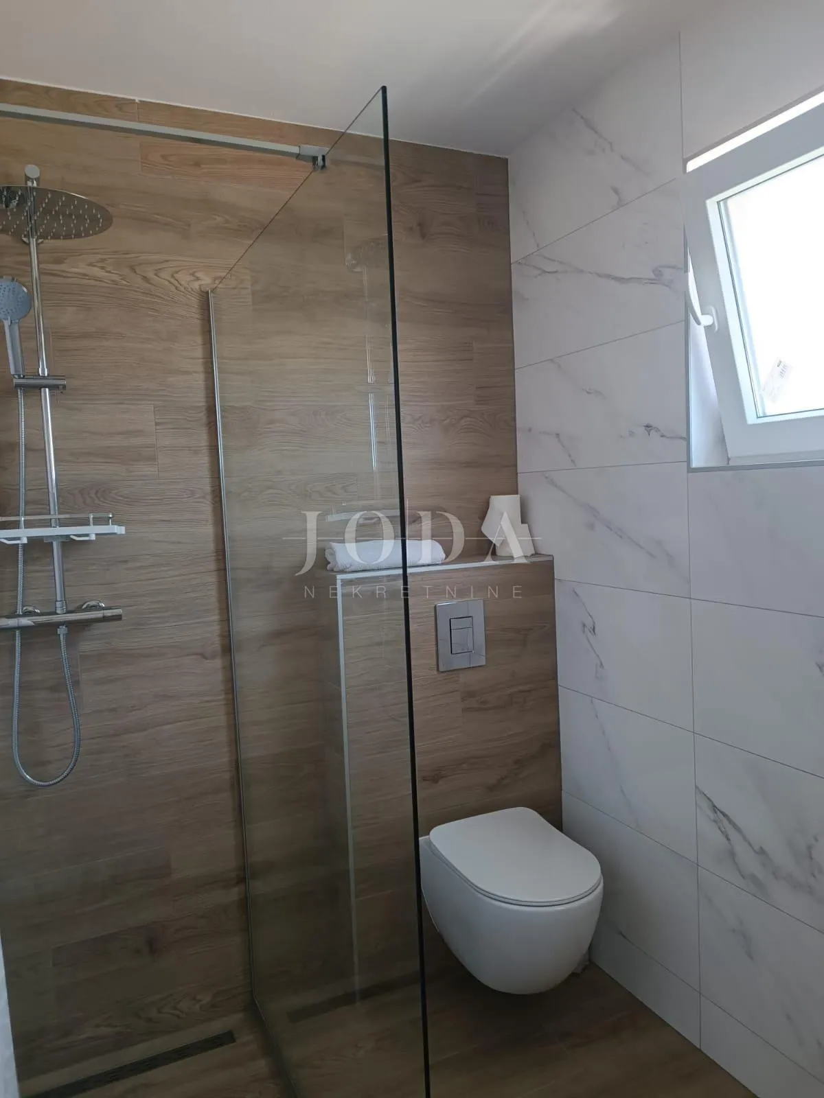 popust novogradnja kuća sa bazenom,novigrad okolica - slika 15