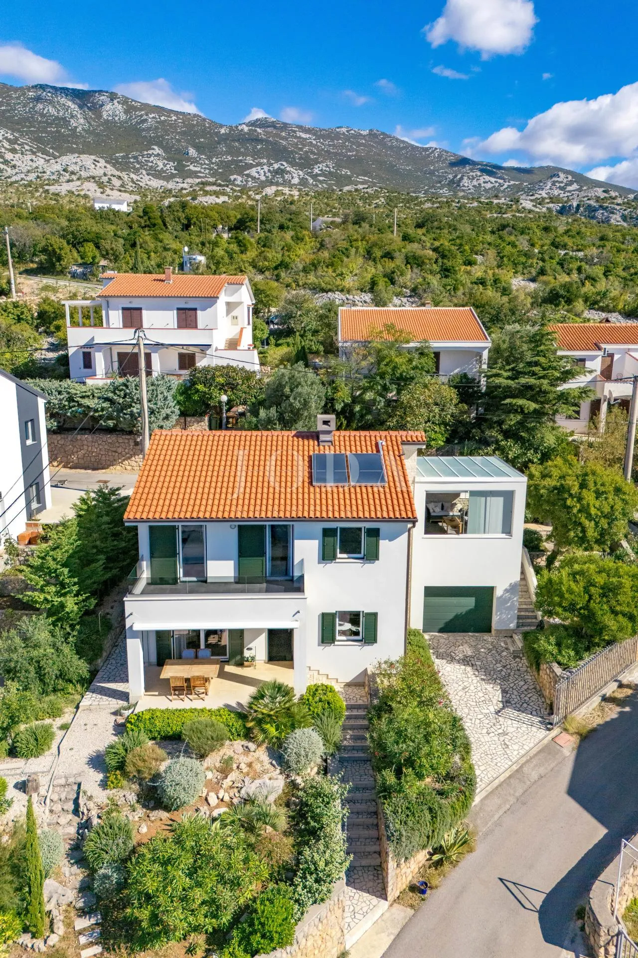 prizna kuća blizu mora - slika 7