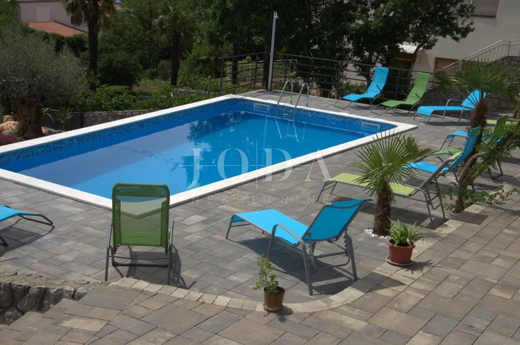ekskluzivna nekretnina u crikvenici: 602 m², bazen, 7 apartmana, 250 m od mora - slika 6