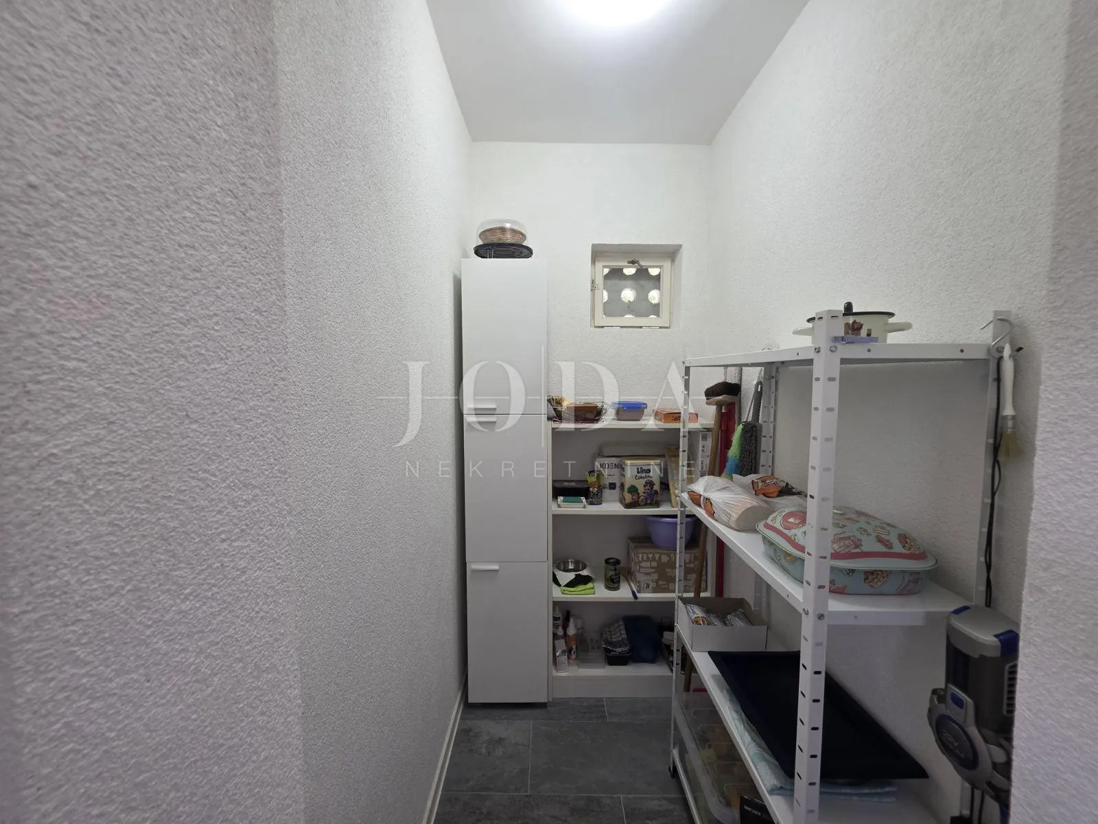 bribir, kuća sa dva stana - slika 21