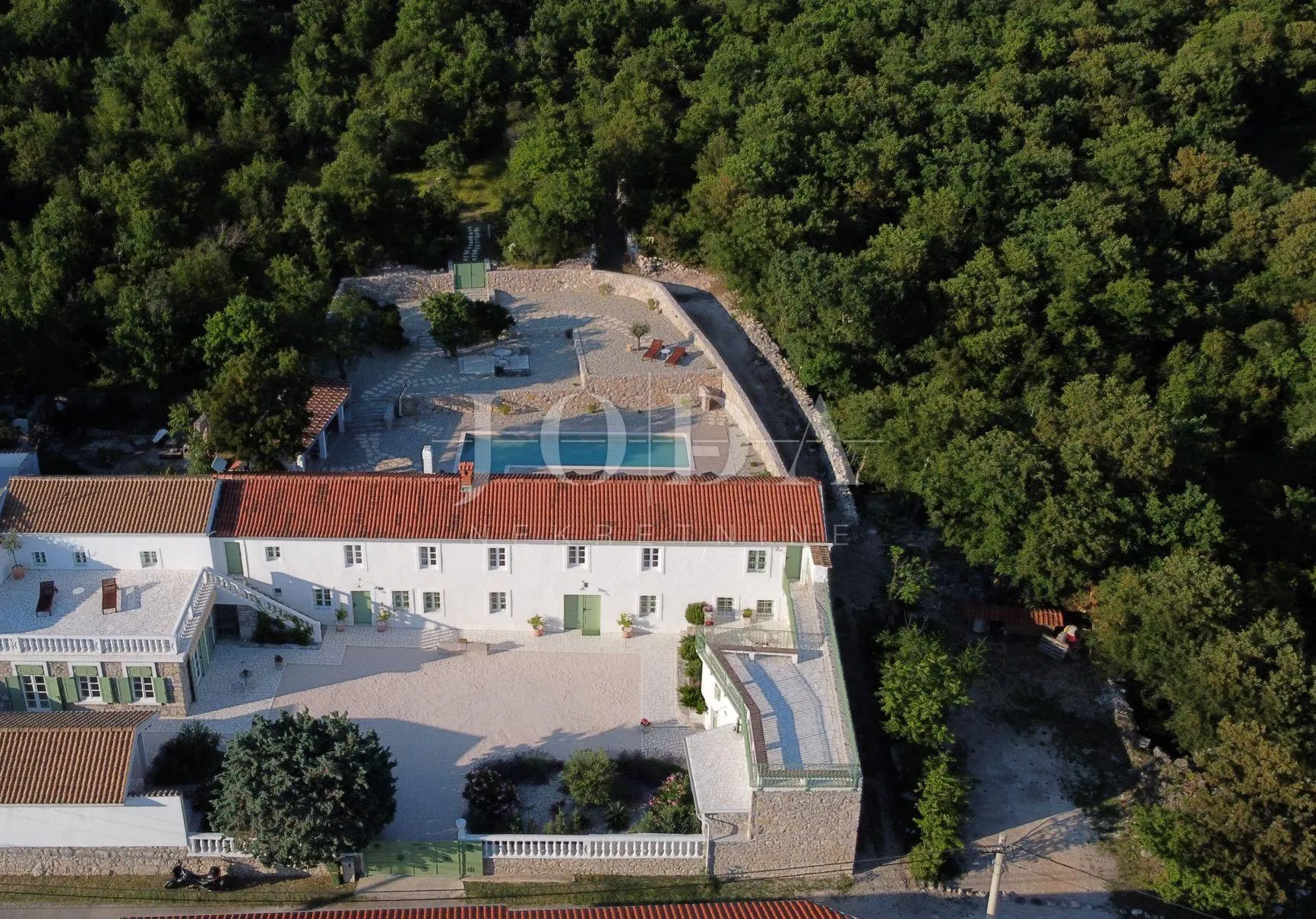 jadranovo imanje - slika 5