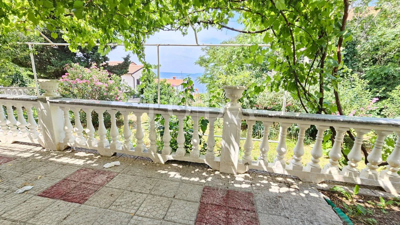 novi vinodolski stan na mirnoj lokaciji s pogledom na more - slika 2