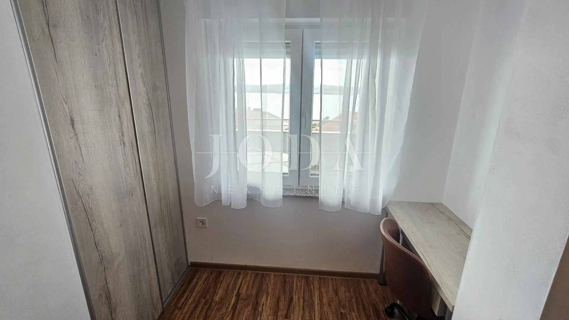 crikvenica stan sa garažom - slika 16