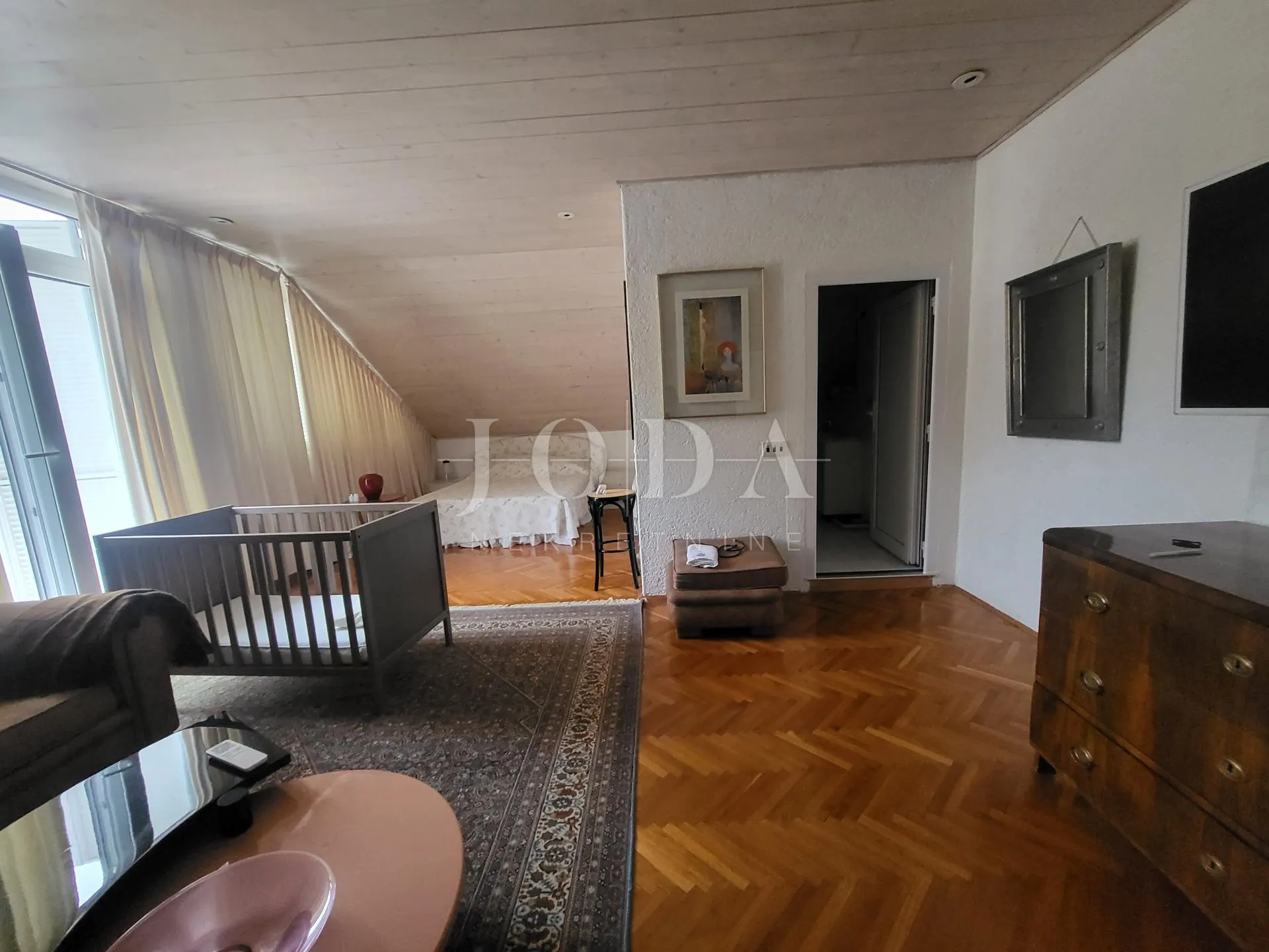 2 vile s bazenom + poslovni prostor na jednoj parceli od 2.700 m2 - slika 40