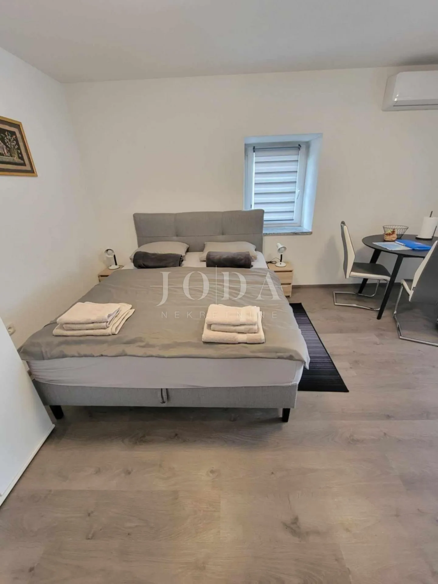 šilo kuća sa 3 apartmana - slika 20