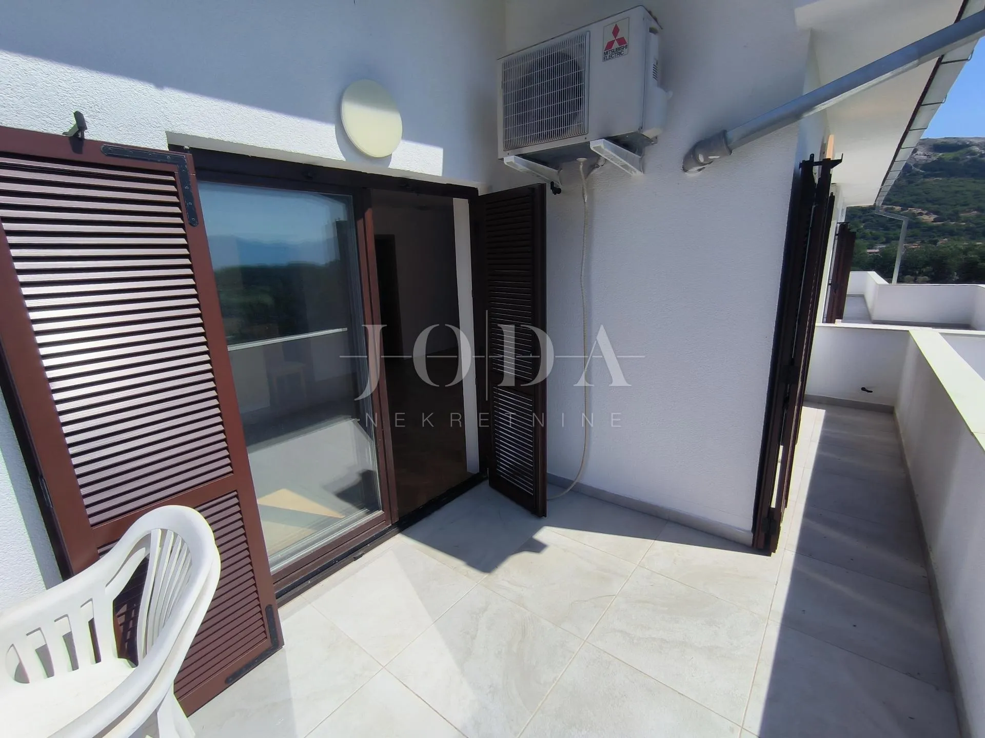 apartman sa bazenom - slika 24