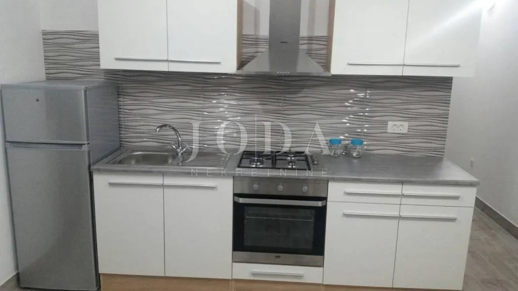 labin, okolica, kuća sa šest apartmana i pogledom na more - slika 6