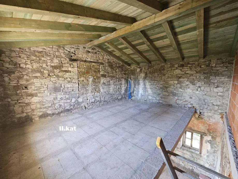 popust!prilika!kamena kuća u nizu sa panoramskim pogledom,buje okolica - slika 12