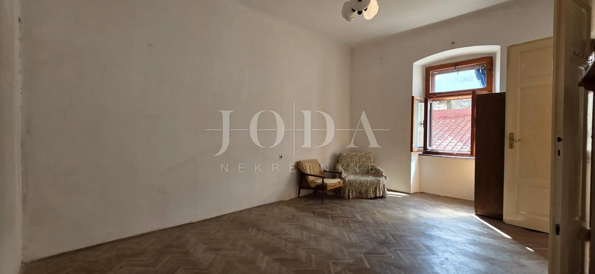 apartman senj prvi red do mora centar 42 m2 - slika 9