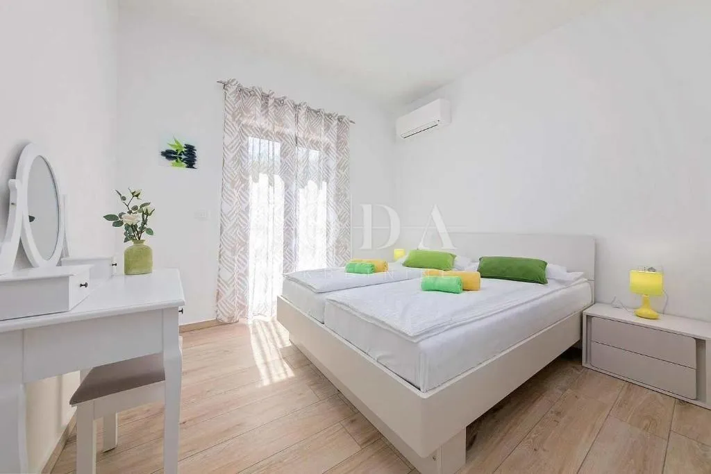 labin, villa sa bazenom na traženoj lokaciji - slika 27