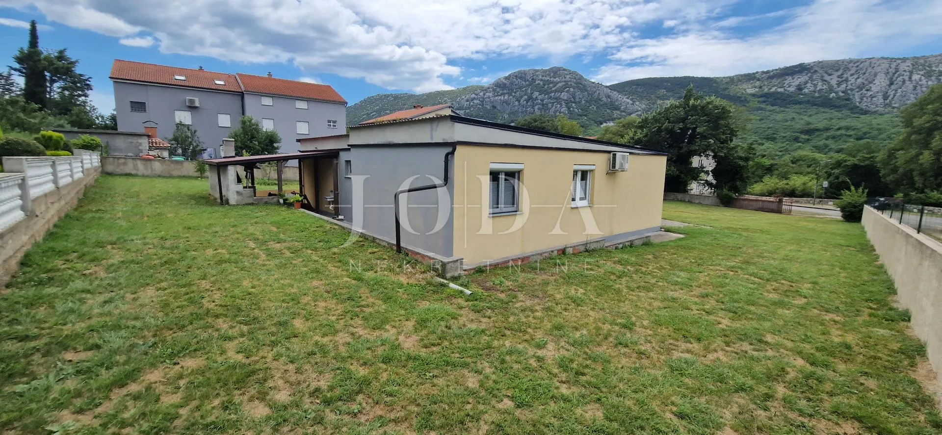 tribalj, lijepa kuća sa velikom okućnicom - slika 5