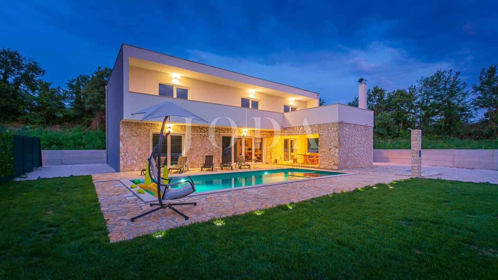 svetvinčenat, okolica, moderna villa sa bazenom - slika 5