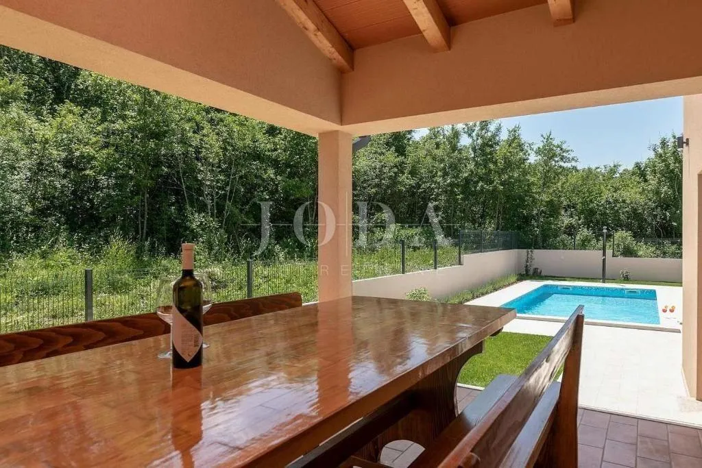 labin, villa sa bazenom na traženoj lokaciji - slika 8