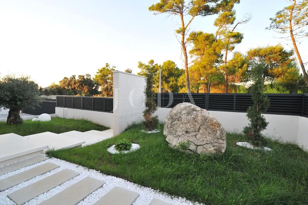 zadar, okolica, moderna vila blizu mora - slika 24