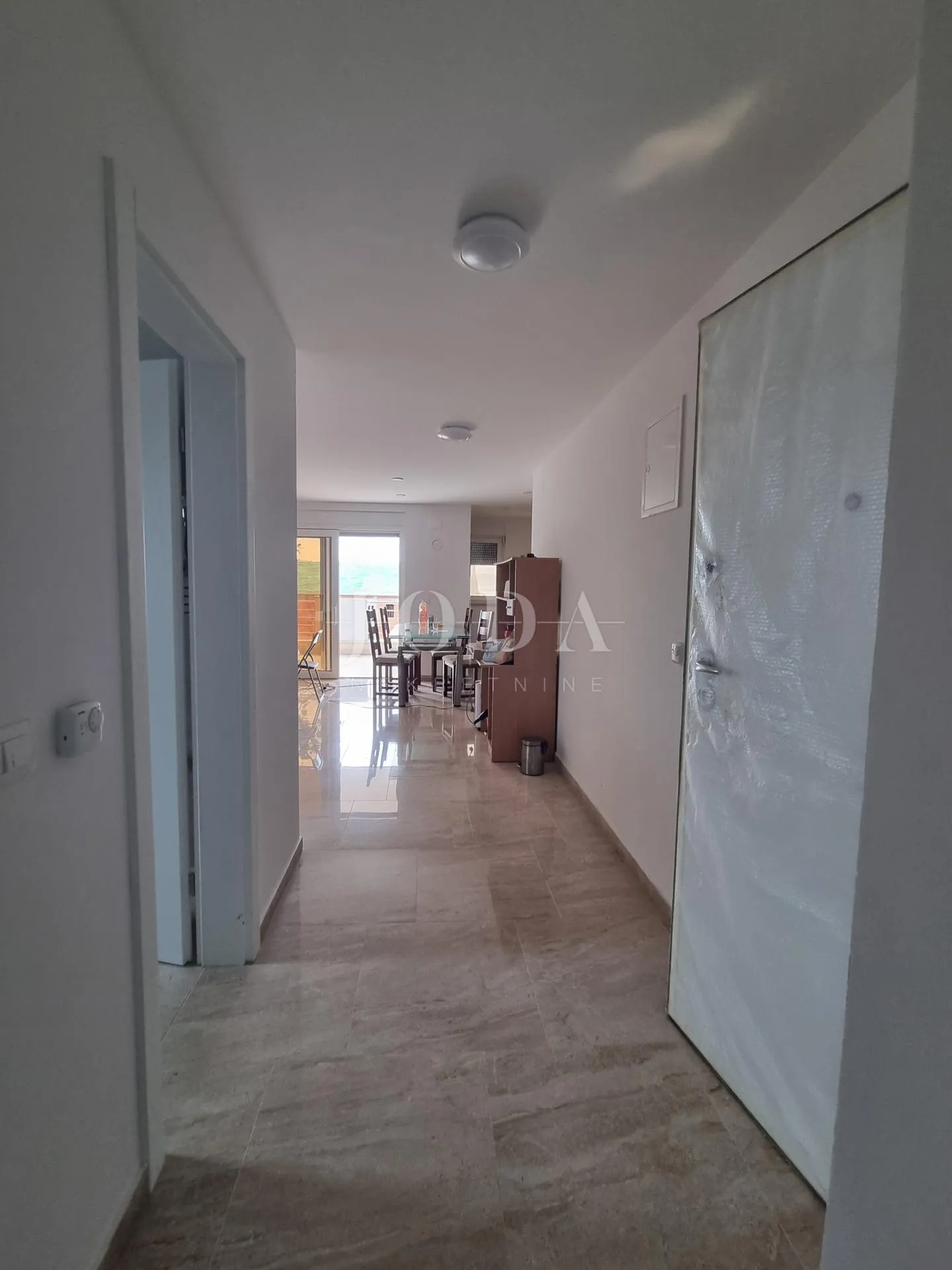 stan sa okućnicom u novogradnji otok krk - slika 3