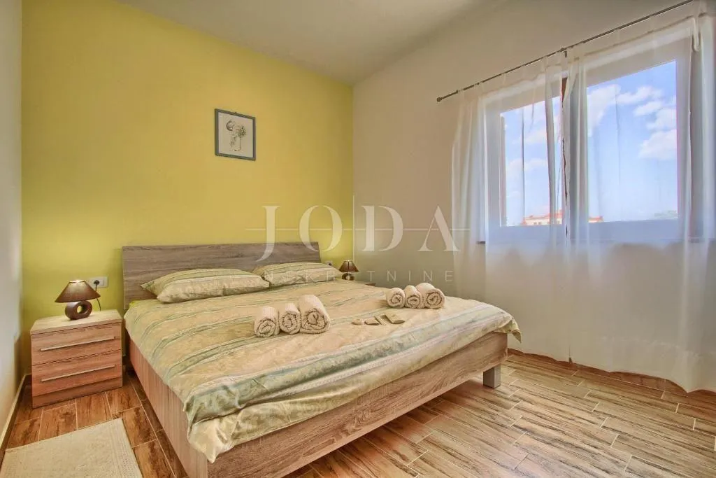 svetvinčenat, okolica, villa sa jacuzzijem i grijanim bazenom - slika 33