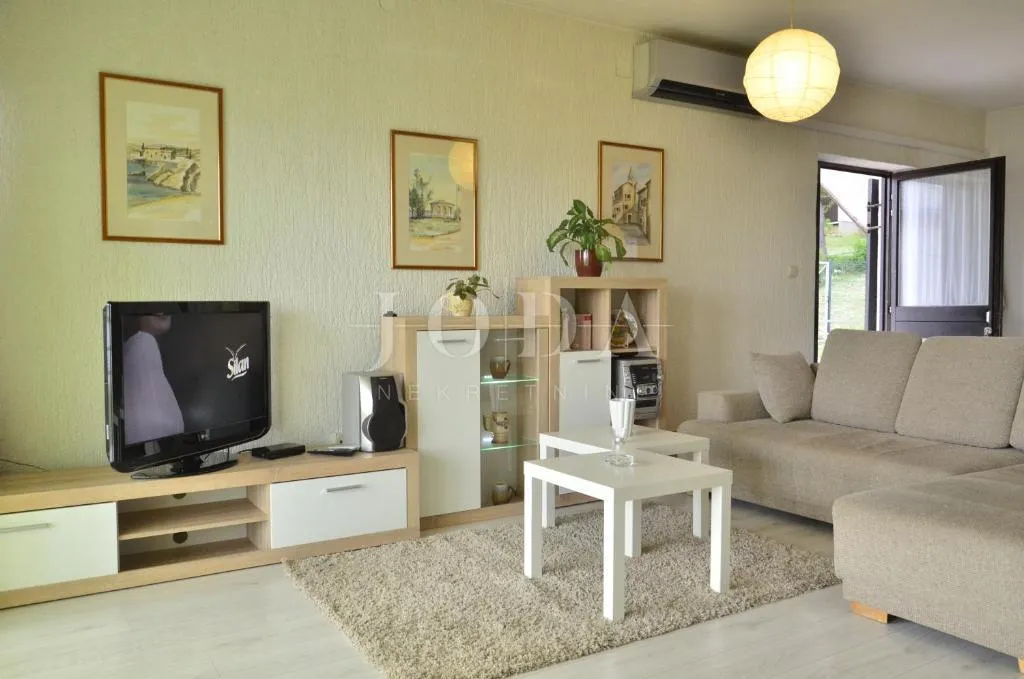 ekskluzivna nekretnina u crikvenici: 602 m², bazen, 7 apartmana, 250 m od mora - slika 14