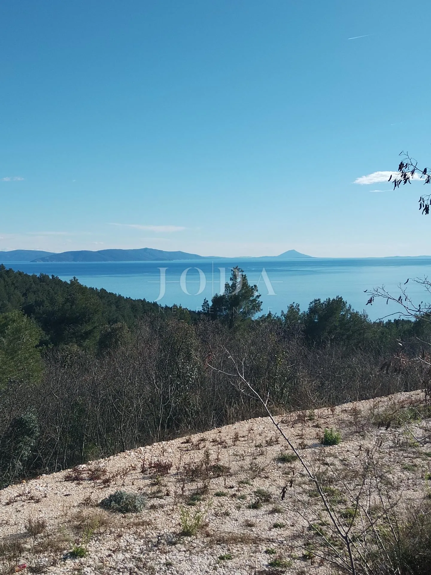 rabac, građevinsko zemljište sa građevinskom dozvolom, projektom i pogledom na more - slika 2