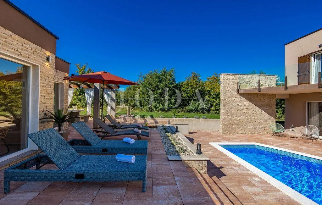 labin, okolica, villa sa bazenom i wellnessom - slika 13