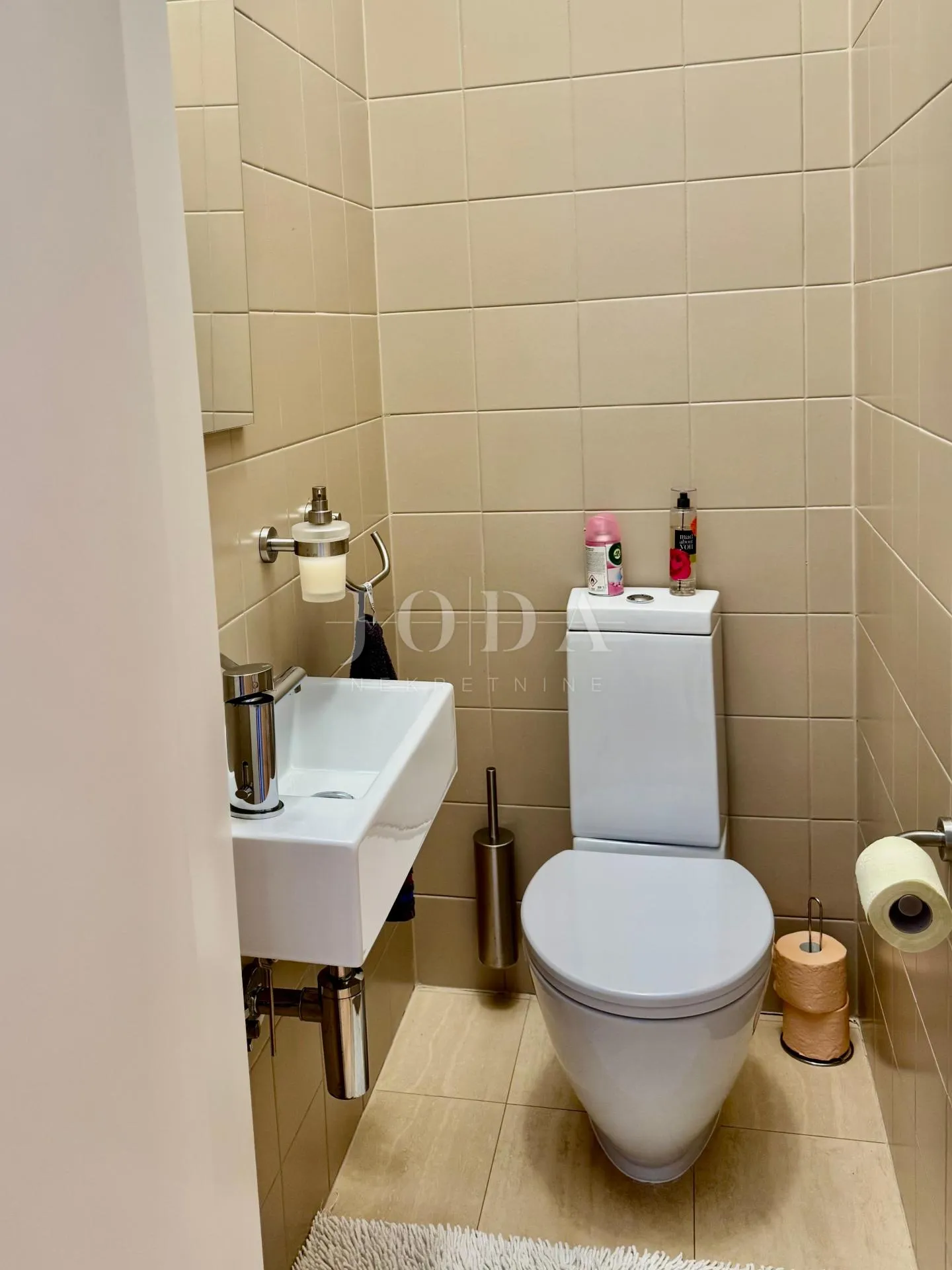 predivan stan 80 m od mora - slika 14