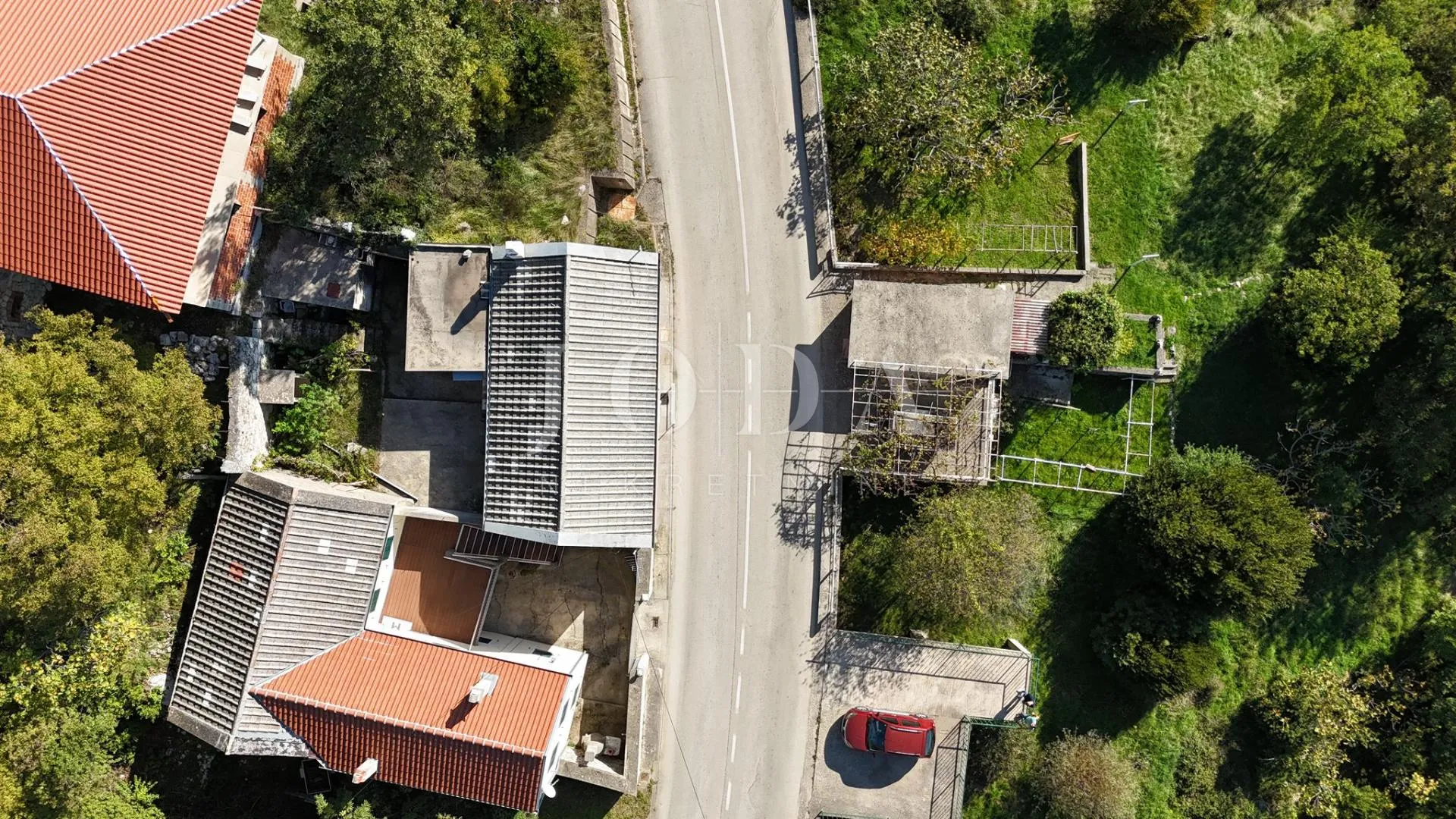 šarmantna kuća s pogledom na more u mirnom zaleđu crikvenice - slika 10