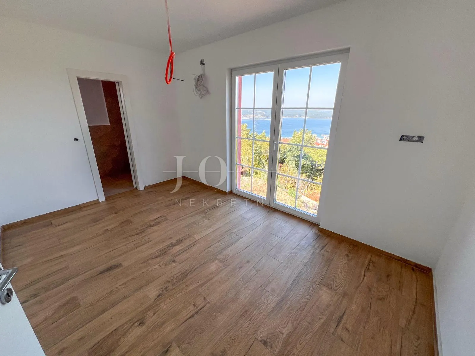 kuća novogradnja crikvenica sa bazenom - slika 5