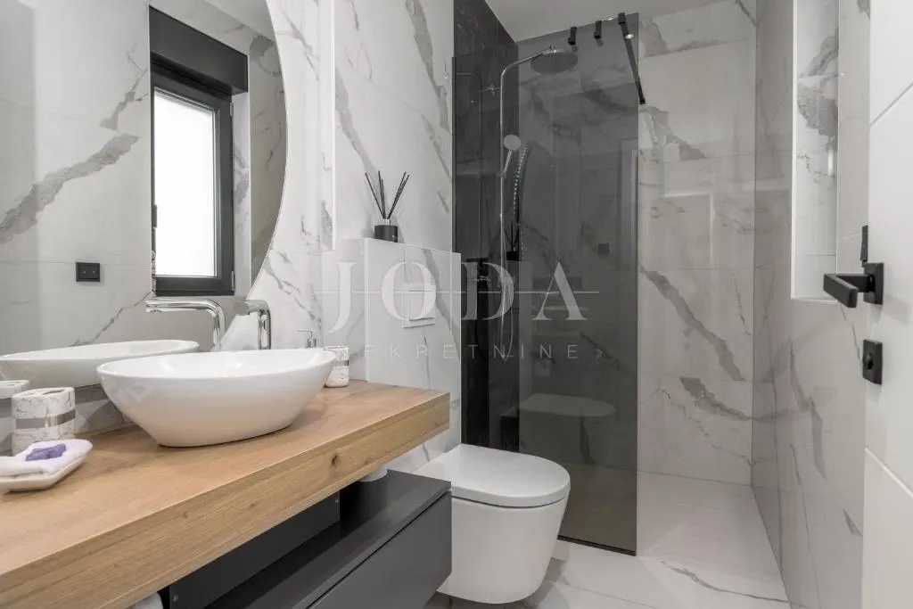 labin, villa sa bazenom u blizini centra - slika 14