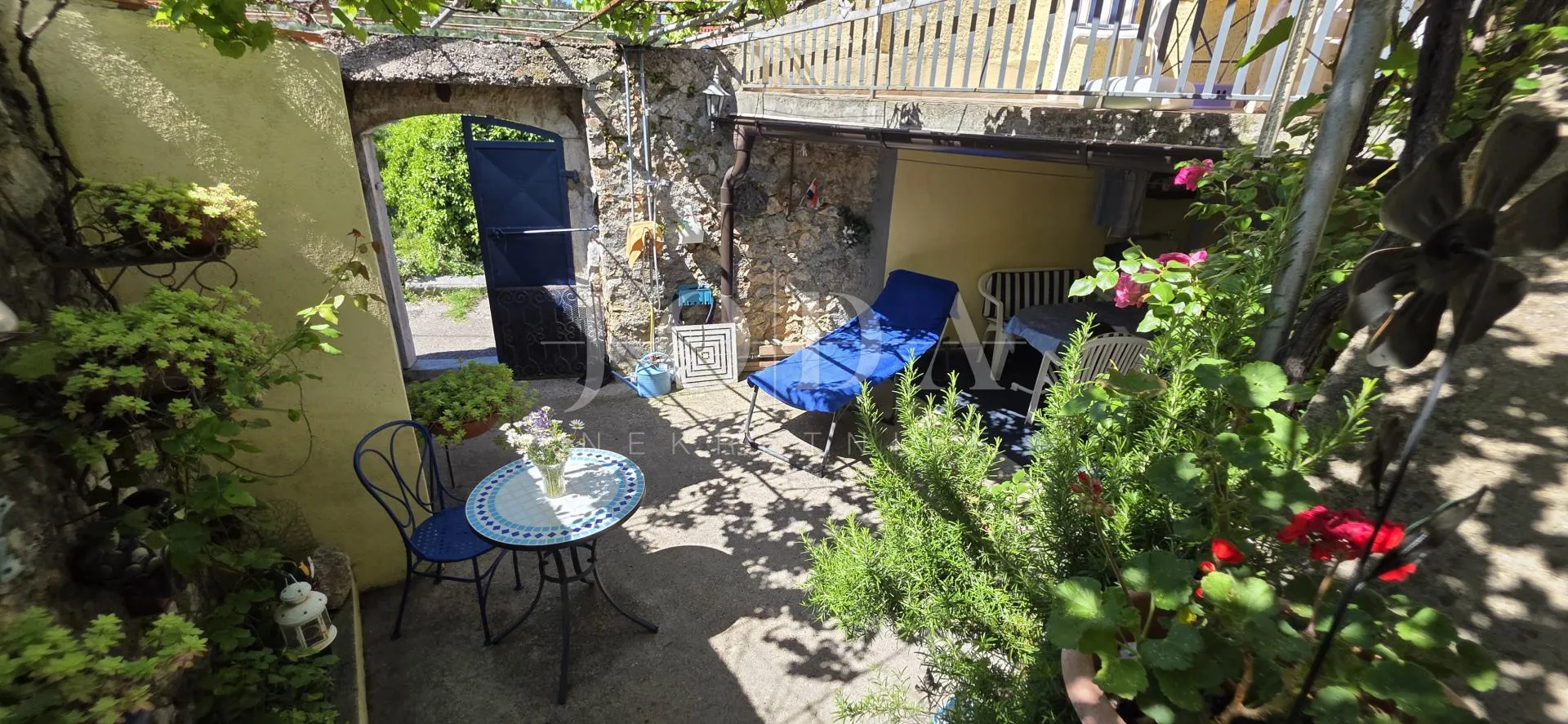 prodaja kuće bribir | balkon, parking, pogled na more - slika 5