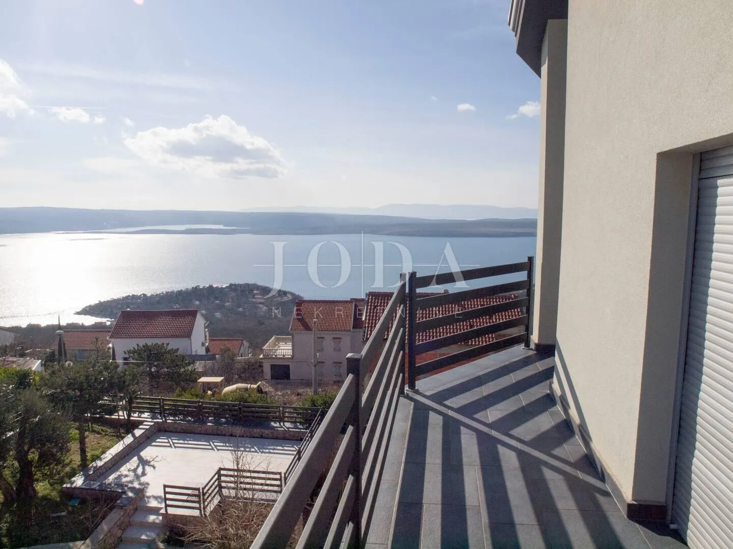 dramalj kuća sa više apartmana - slika 8
