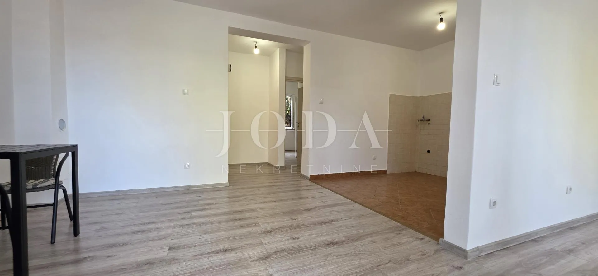 renoviran trosoban stan s dvorištem i pogledom na more – crikvenica, 52 m² - slika 6