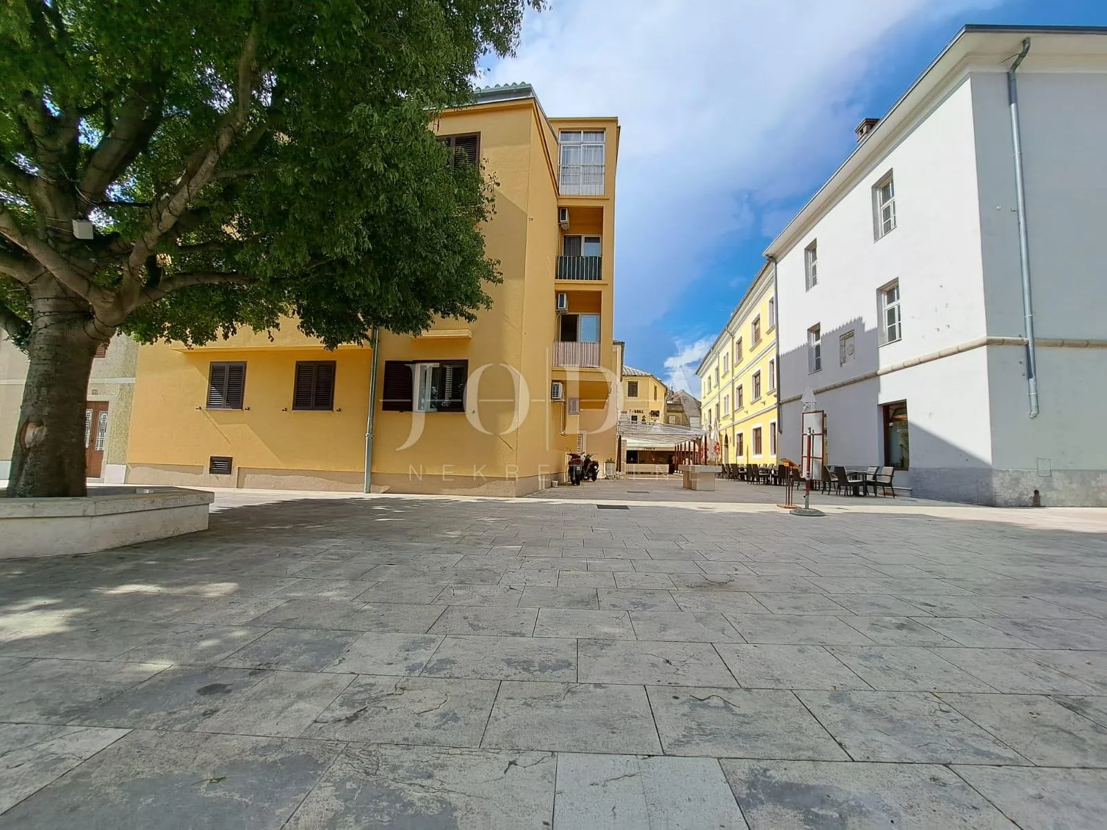 novi vinodolski, stambeno-poslovni objekt u centru grada - slika 3