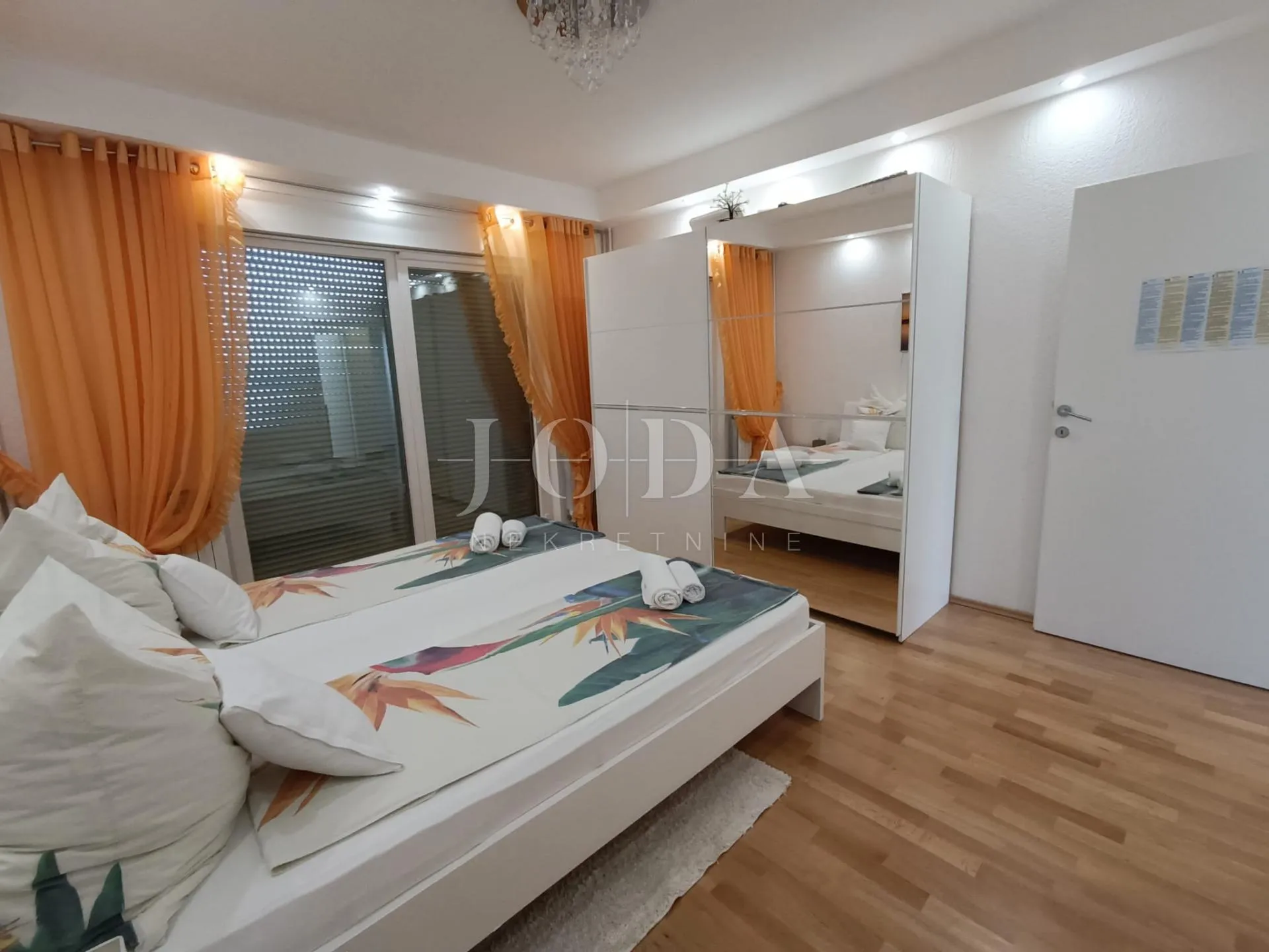 trosobni stan s panoramskim pogledom - slika 13