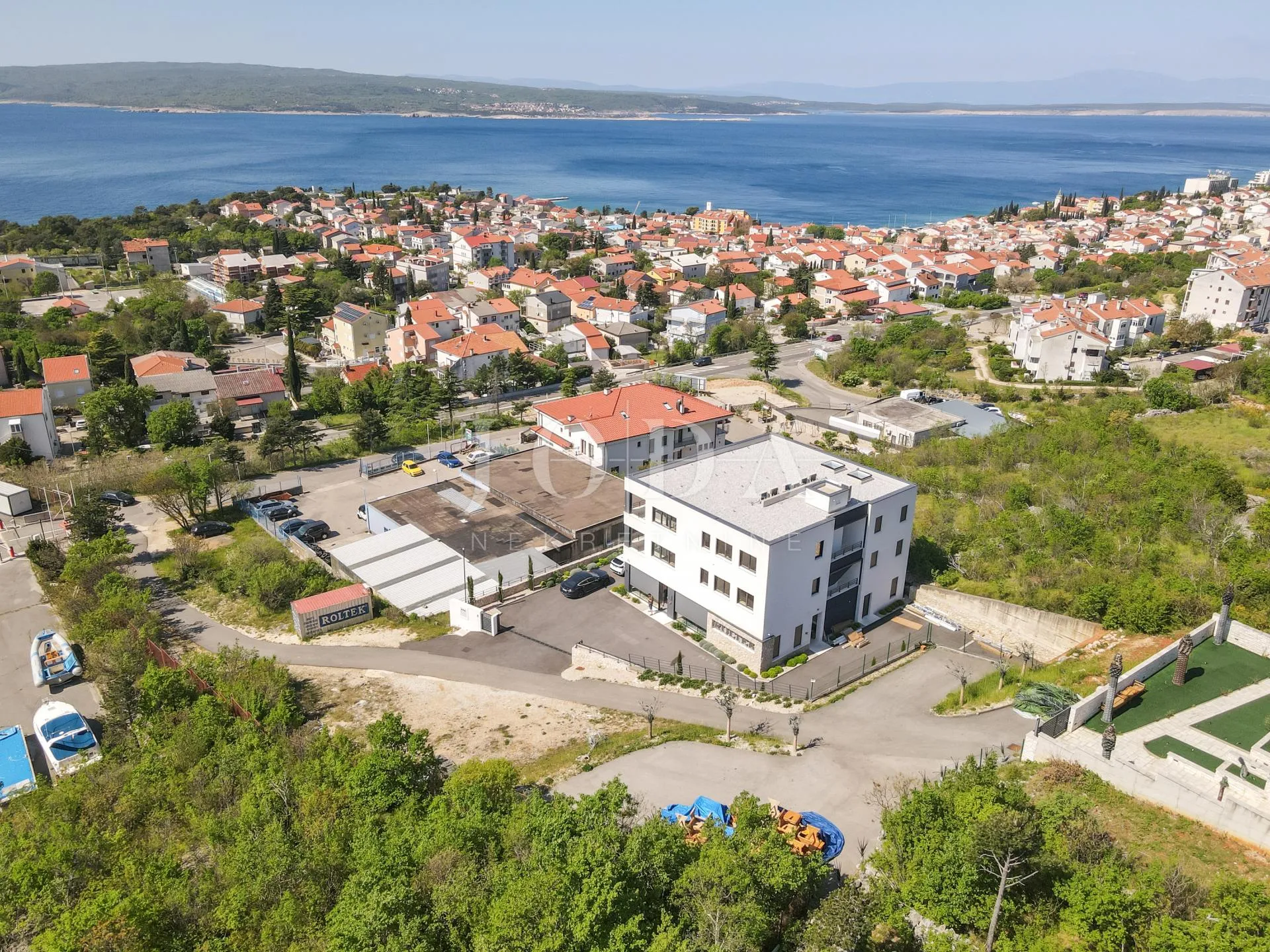 selce, novogradnja, dvoetažni stan - slika 14