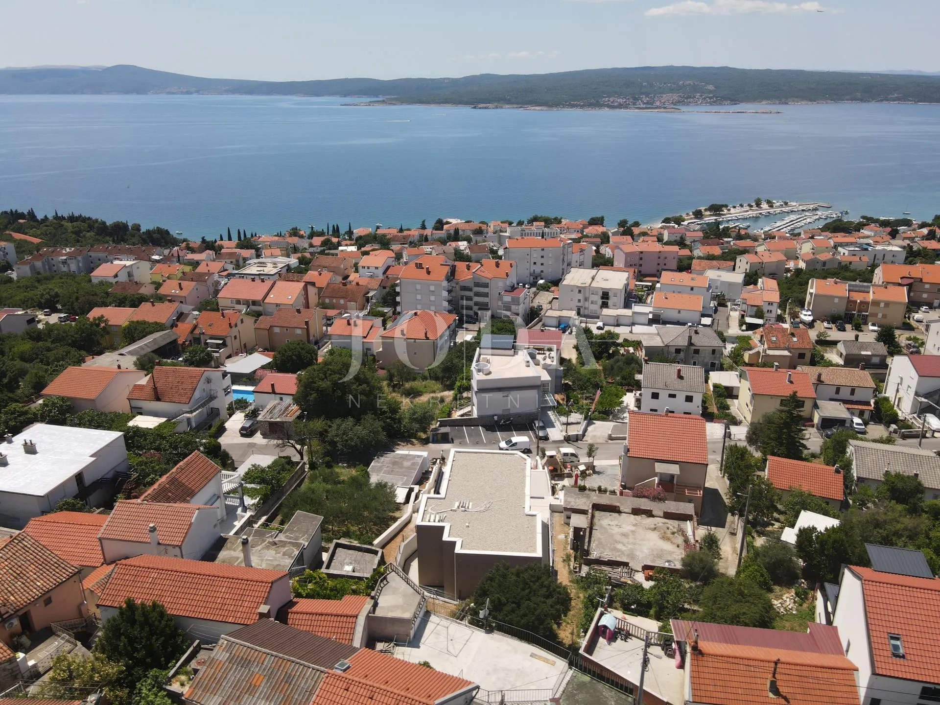 crikvenica stan s bazenom i pogledom na more - slika 15