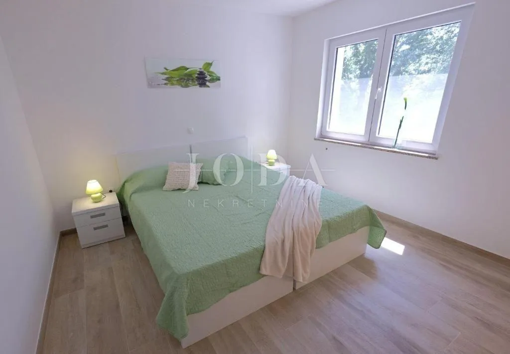 svetvinčenat, okolica, moderna villa sa bazenom - slika 23