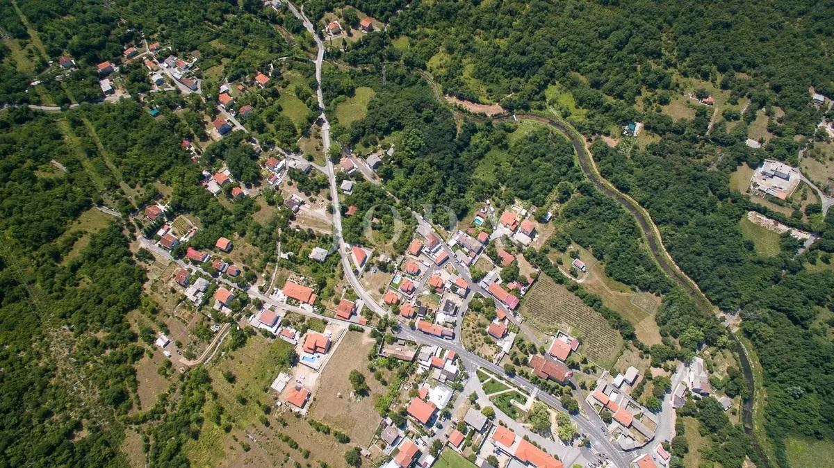 tribalj kuća s bazenom - slika 52