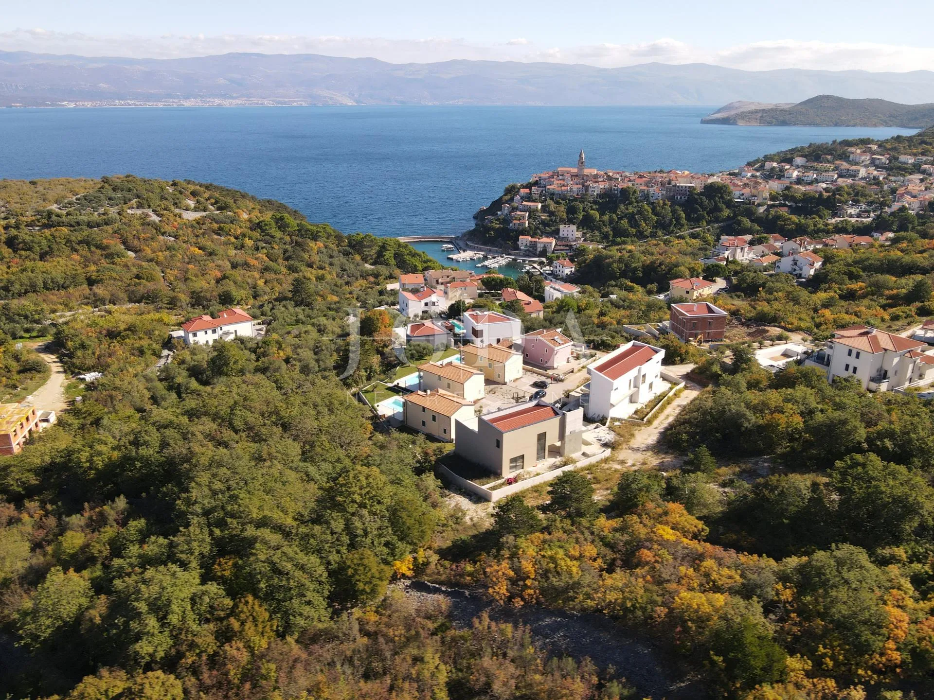 vrbnik, vila sa bazenom - slika 21