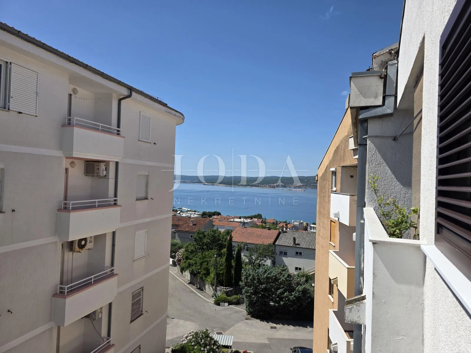 crikvenica, stan sa jednom sobom i galerijom - slika 15