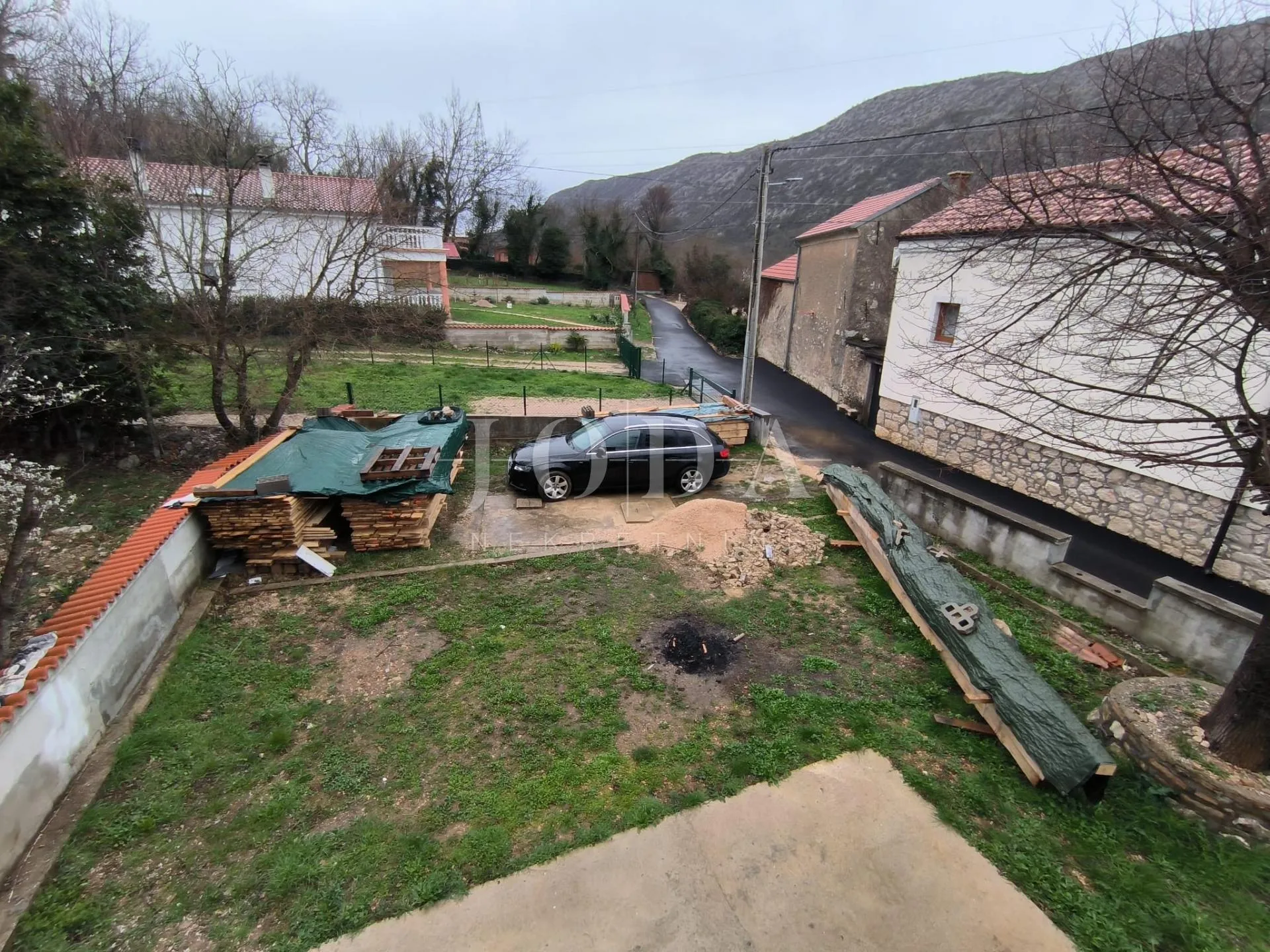 tribalj kuća - slika 27