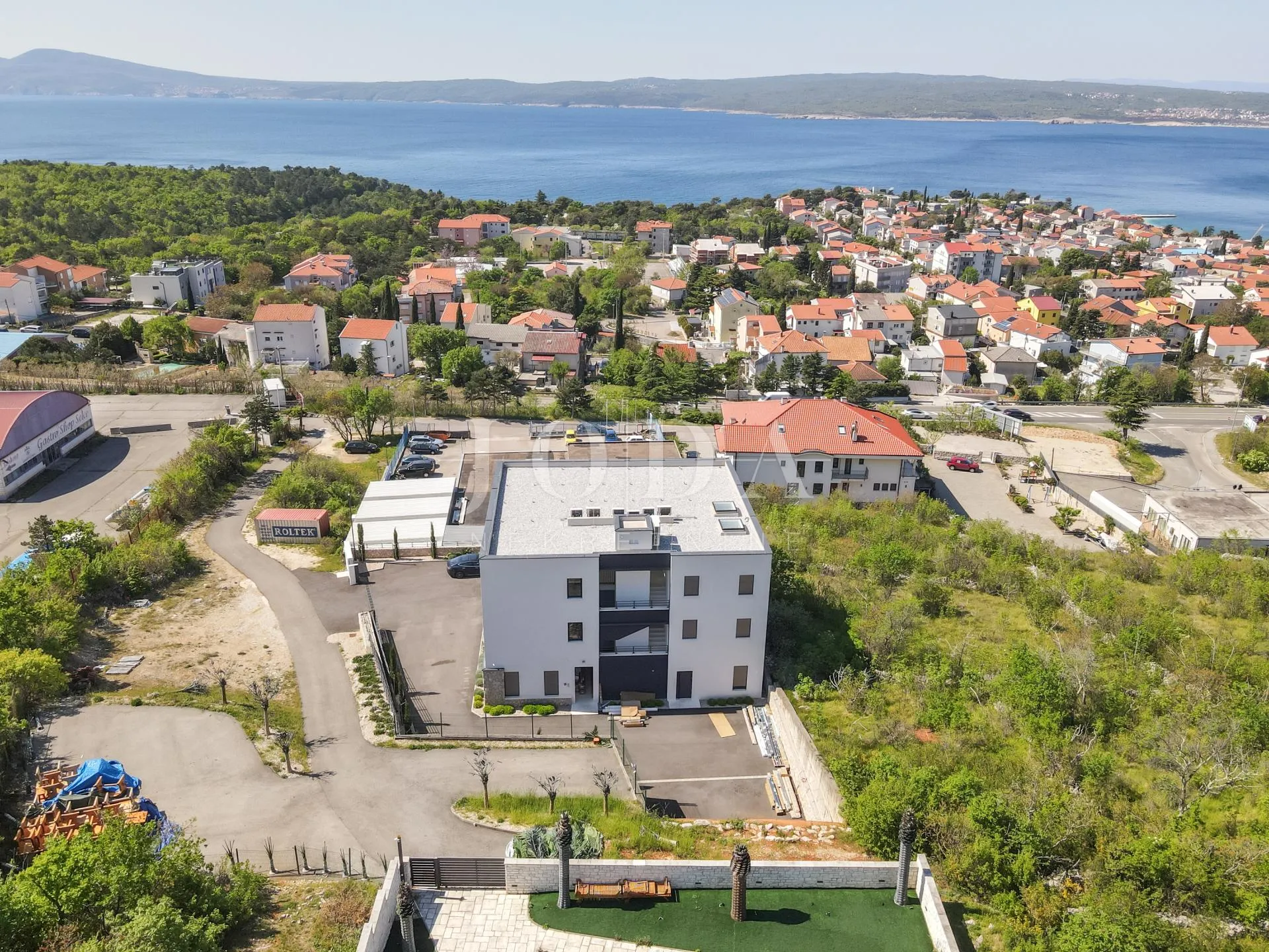 selce, novogradnja, dvoetažni stan - slika 15
