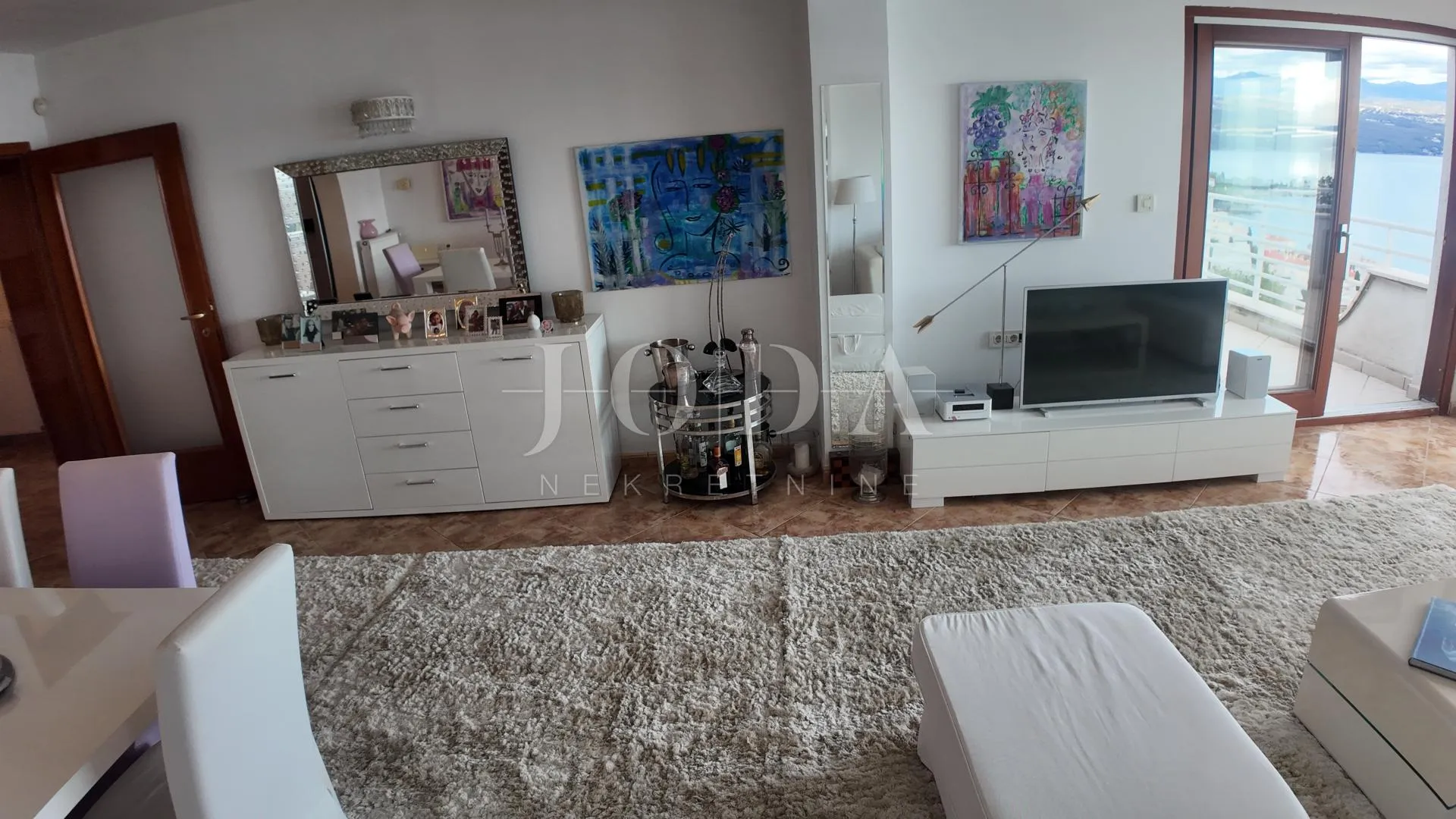 opatija dvoetažni stan na lijepoj lokaciji - slika 24
