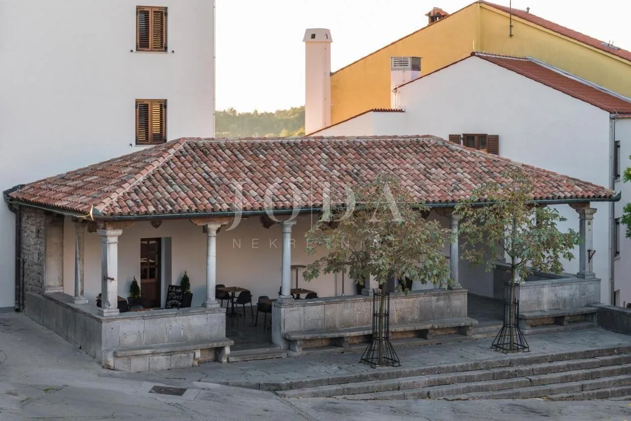 prekrasan hotel na atraktivnoj lokaciji - slika 21