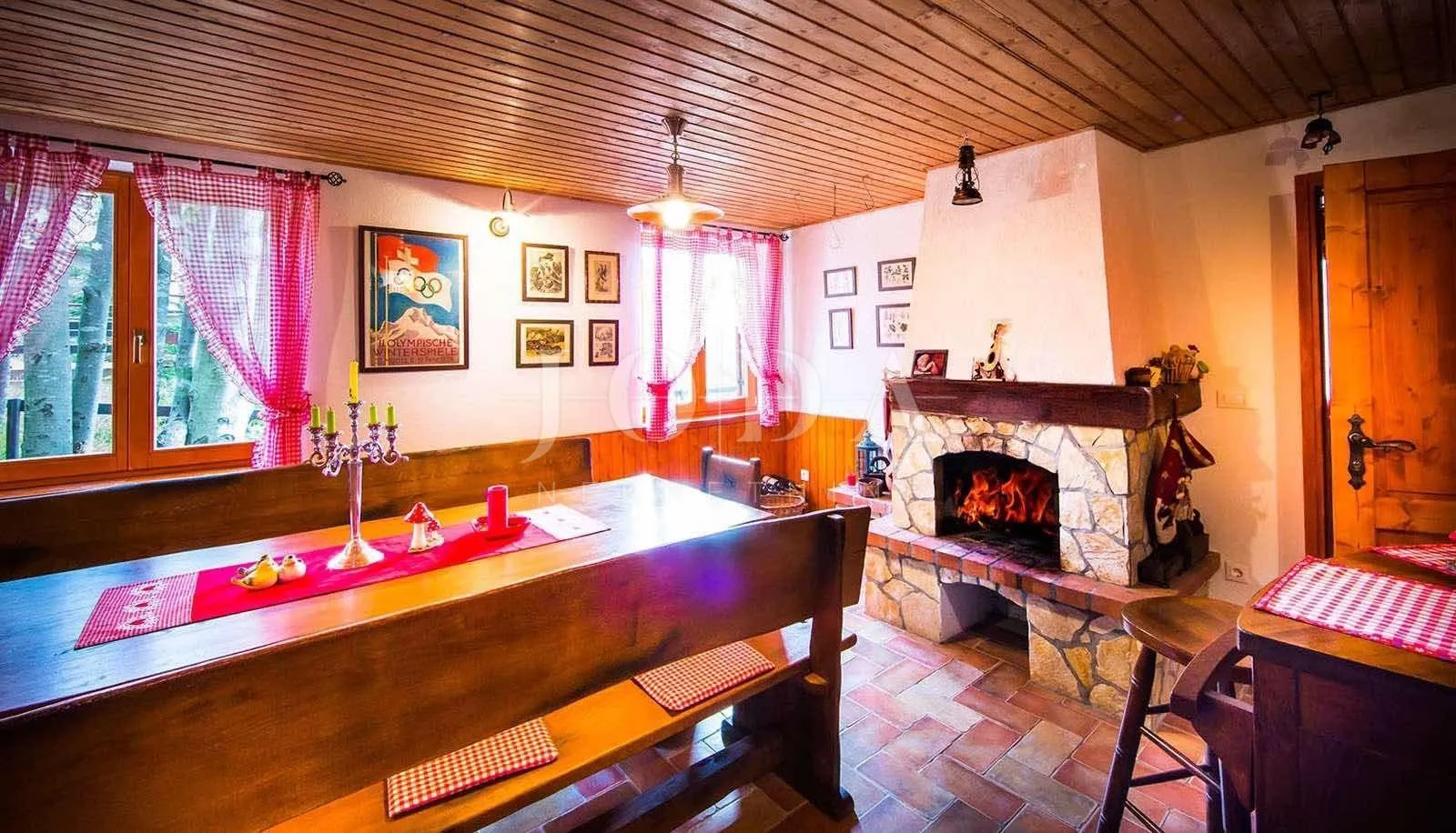 atraktivna kuća na platku - slika 6